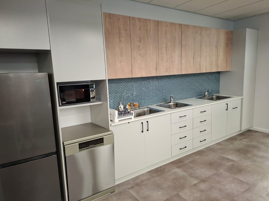 To Let Commercial Property for Rent in Brandwacht Western Cape